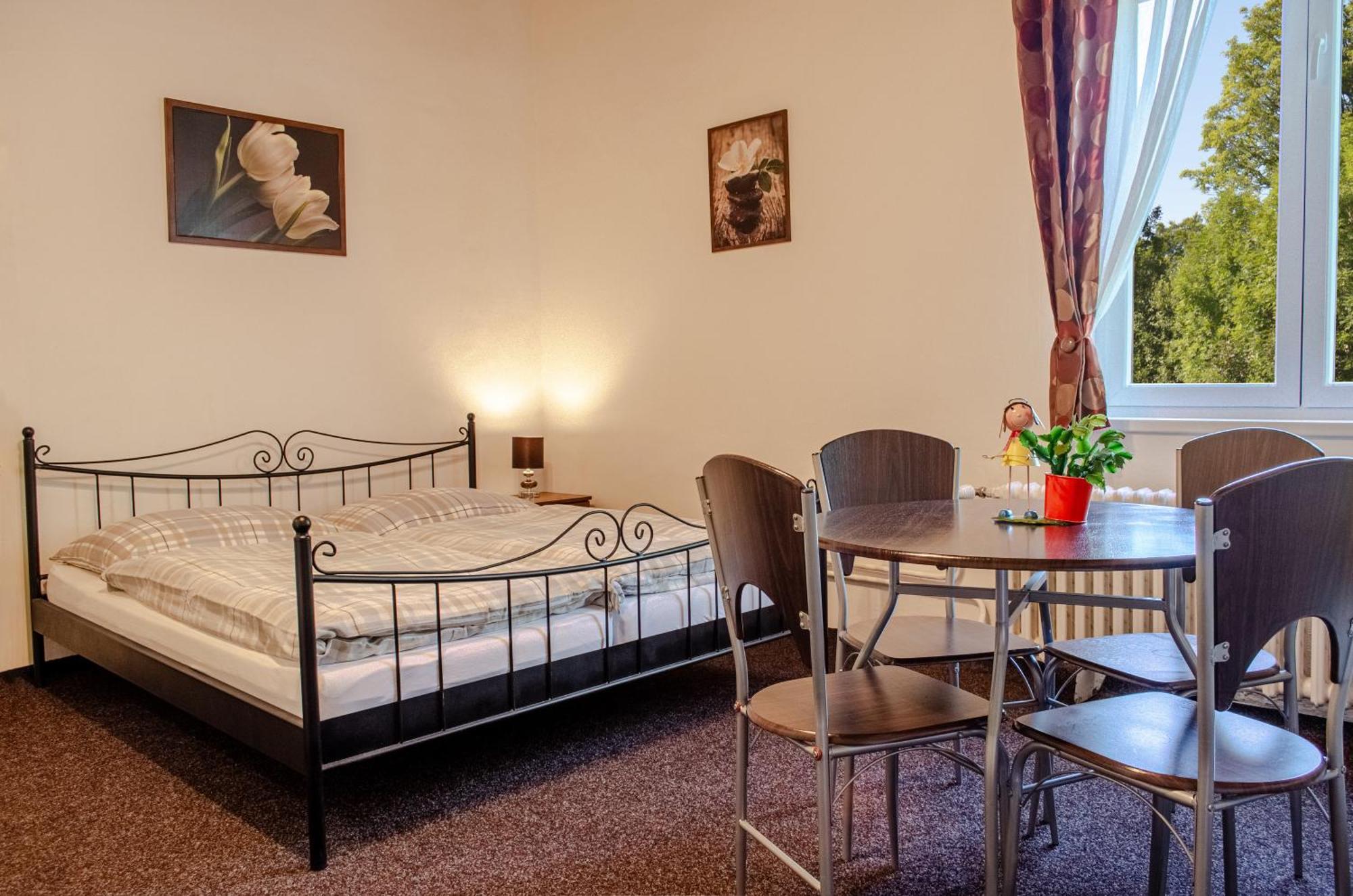 Apartmany Pavilon D - Budget, Classic, Family - Novy Smokovec - High Tatras Vysoké Tatry Buitenkant foto